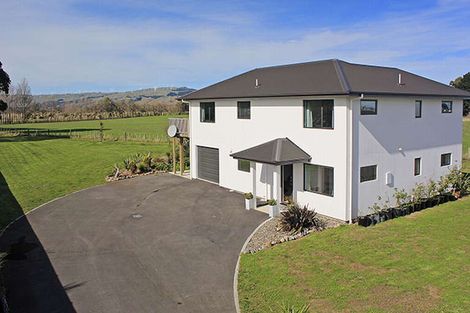 Photo of property in 94 James Line, Kelvin Grove, Palmerston North, 4414