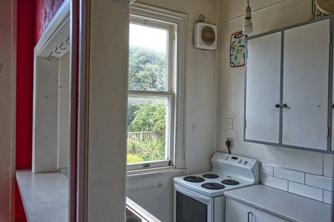 Photo of property in 15 Dee Street, Island Bay, Wellington, 6023