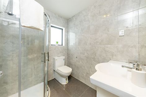 Photo of property in 26a Wayne Drive, Mangere, Auckland, 2022