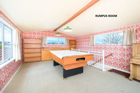 Photo of property in 24 Wikiriwhi Crescent, Awapuni, Palmerston North, 4412