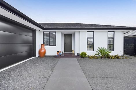Photo of property in 2 Atea Place, Hawera, 4610