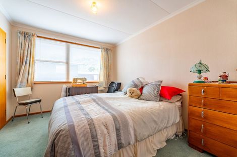 Photo of property in 17 Kenilworth Road, Oamaru North, Oamaru, 9400