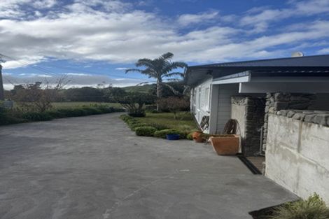 Photo of property in 1720 Waimarama Road, Waimarama, Havelock North, 4294