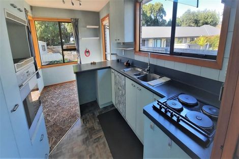 Photo of property in 8 Ormandy Place, Bromley, Christchurch, 8062