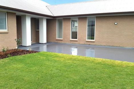 Photo of property in 9 Leonie Lane, West Melton, 7618