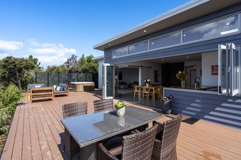 Photo of property in 37 Totara Close, Taieri Mouth, 9091