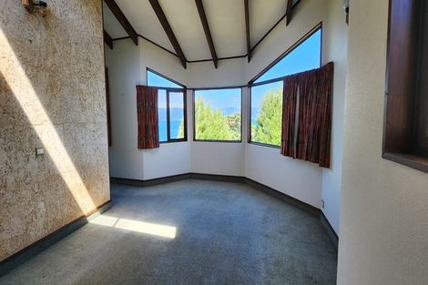 Photo of property in 52 Homebush Road, Khandallah, Wellington, 6035