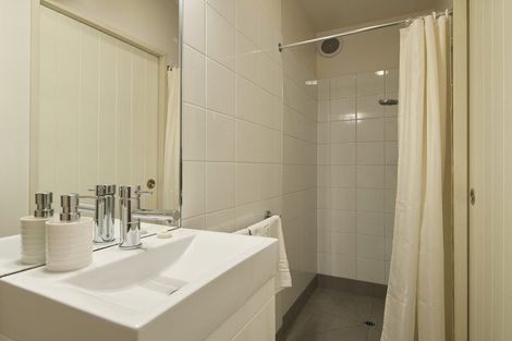 Photo of property in 4/315 Montreal Street, Christchurch Central, Christchurch, 8013