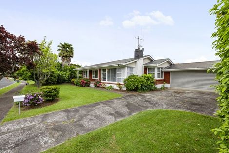 Photo of property in 2 Golden Place, Fairfield, Hamilton, 3214