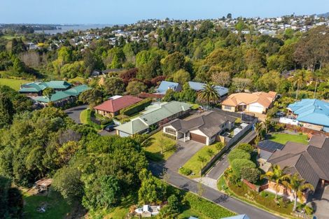 Photo of property in 8 Wouldbank Way, Welcome Bay, Tauranga, 3112
