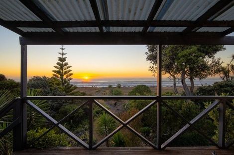 Photo of property in 114 Rarangi Beach Road, Rarangi, Blenheim, 7273