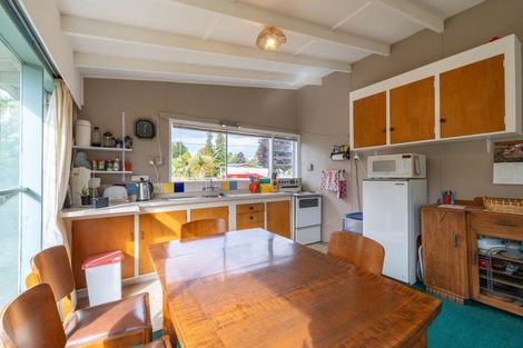 Photo of property in 36 Home Street, Manapouri, 9679