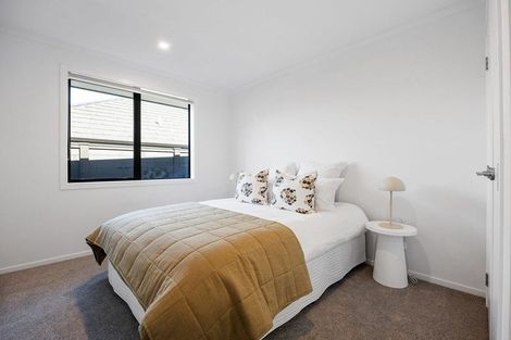 Photo of property in 12 Lewis Way, Cambridge, 3434