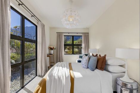 Photo of property in 4 Arran Lane, Jacks Point, Queenstown, 9371