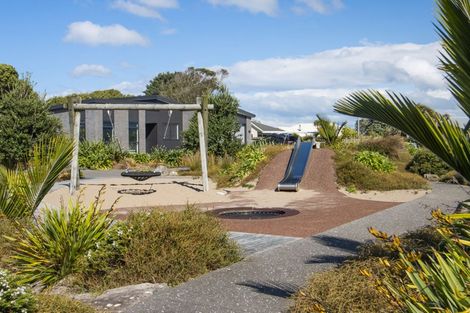 Photo of property in 7 Seafoam Place, Waihi Beach, 3611