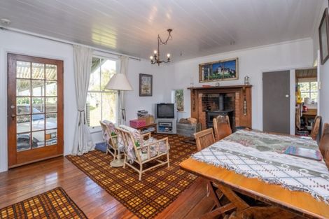 Photo of property in 1 Hadfield Street, Patea, 4520