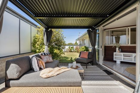 Photo of property in 16 Smiths Road, Matua, Tauranga, 3110