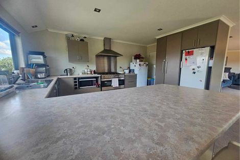 Photo of property in 115 Kirton Drive, Riverstone Terraces, Upper Hutt, 5018