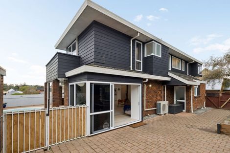 Photo of property in 8 Burn-murdoch Street, St Andrews, Hamilton, 3200