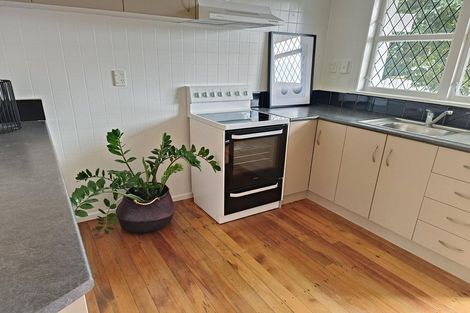 Photo of property in 1/5 Wilmshurst Place, Tawa, Wellington, 5028