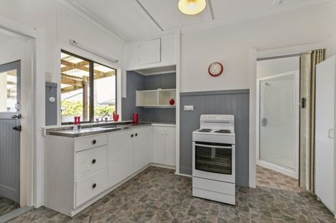 Photo of property in 12 Jellicoe Avenue, Tuakau, 2121