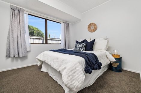 Photo of property in 6a Esmeralda Street, Welcome Bay, Tauranga, 3112