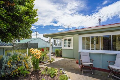 Photo of property in 69 Dunns Avenue, The Pines Beach, 7630