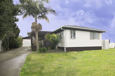 Photo of property in 4 Adel Place, Weymouth, Auckland, 2103