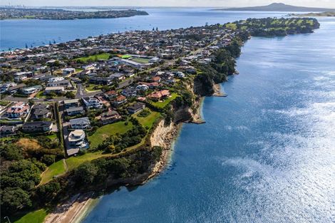 Photo of property in 156 Clovelly Road, Bucklands Beach, Auckland, 2012
