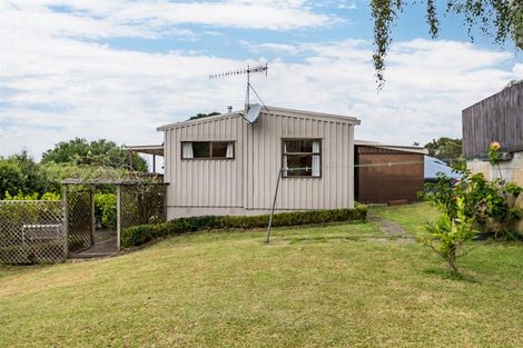 Photo of property in 1/48 Lemnos Place, Titirangi, Auckland, 0604