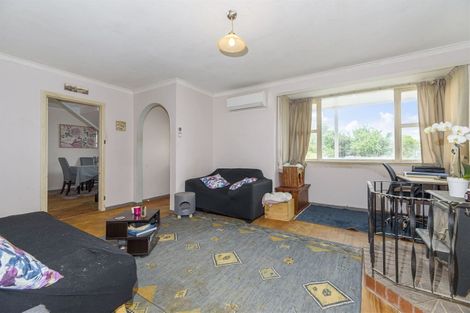 Photo of property in 31 Cobham Crescent, Kelston, Auckland, 0602