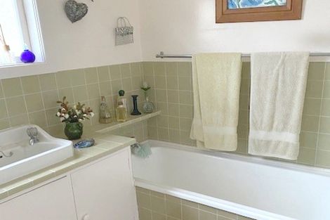 Photo of property in 22 Braid Road, St Andrews, Hamilton, 3200