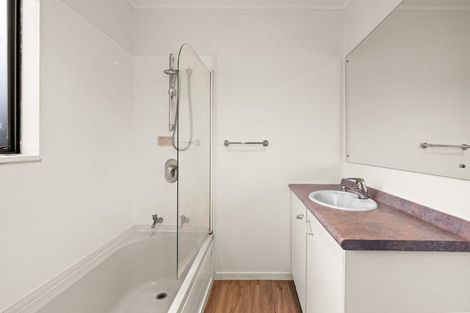 Photo of property in 905 Collinge Road, Mayfair, Hastings, 4122