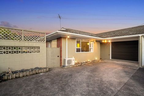 Photo of property in 2/42 Luton Avenue, Sunnyhills, Auckland, 2010