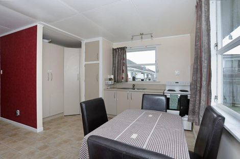 Photo of property in 11 Ngahina Street, Marton, 4710