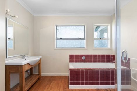 Photo of property in 392a Oceanbeach Road, Mount Maunganui, 3116