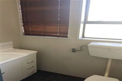 Photo of property in 3/43 Brockworth Place, Riccarton, Christchurch, 8011