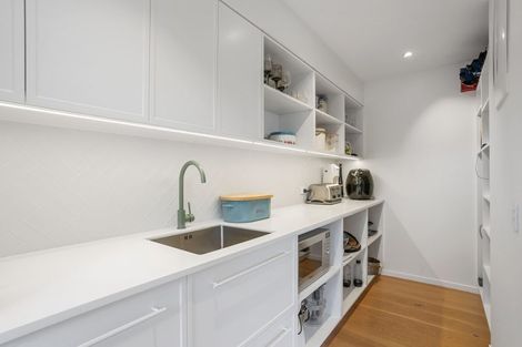 Photo of property in 27 Maygrove Drive, Orewa, 0931