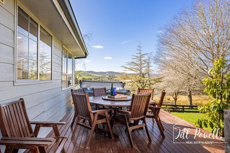 Photo of property in 10 View Street, Maungaturoto, 0520
