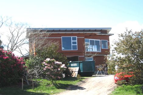 Photo of property in 22 Reeves Road, Acacia Bay, Taupo, 3330