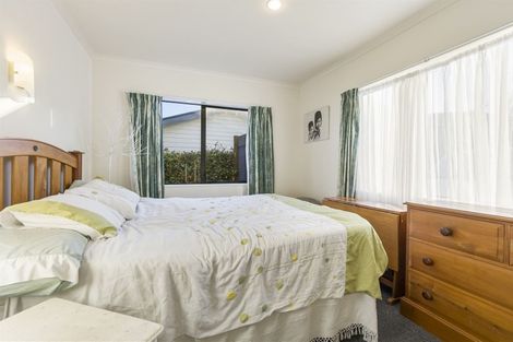 Photo of property in 37 Minaret Drive, Bucklands Beach, Auckland, 2014
