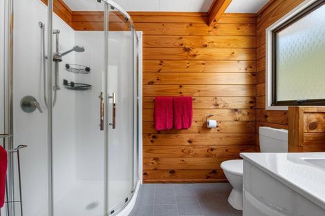 Photo of property in 14 Okawa Bay Road, Tikitere, Rotorua, 3074