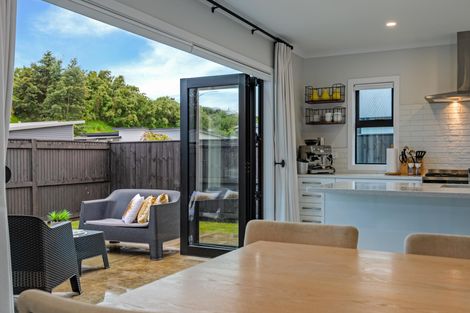 Photo of property in 1 Serenity Crescent, Kelvin Grove, Palmerston North, 4414
