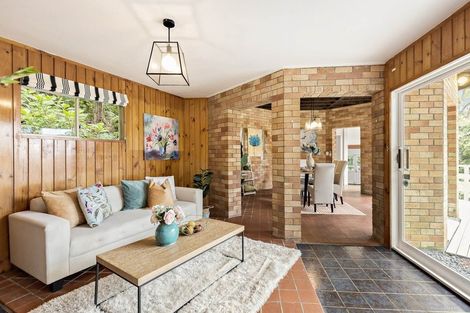 Photo of property in 7a Tinopai Road, Titirangi, Auckland, 0604