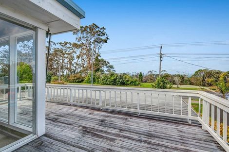 Photo of property in 330 East Coast Road, Sunnynook, Auckland, 0632