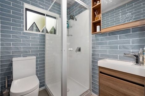 Photo of property in 23 Carlow Grove, Birchville, Upper Hutt, 5018