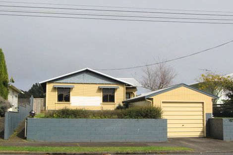 Photo of property in 12 Pukenui Street, Strandon, New Plymouth, 4312