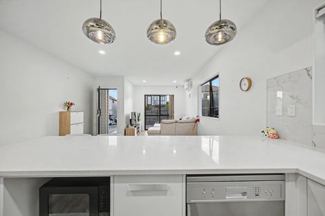 Photo of property in 113 Tiriwa Drive, Massey, Auckland, 0614