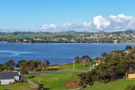 Photo of property in 3 Horizon View Place, Mangawhai Heads, Mangawhai, 0505