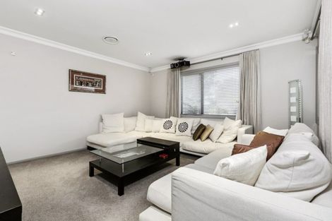 Photo of property in 35 Holdens Road, Henderson, Auckland, 0612